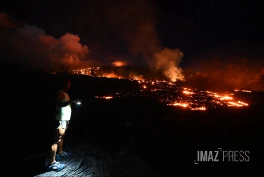 Volcan : l'éruption se poursuit au Piton de la Fournaise
